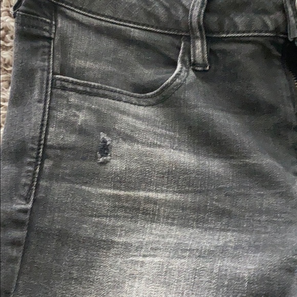AE Super Stretch Black Distressed Jeggings - Picture 4 of 6